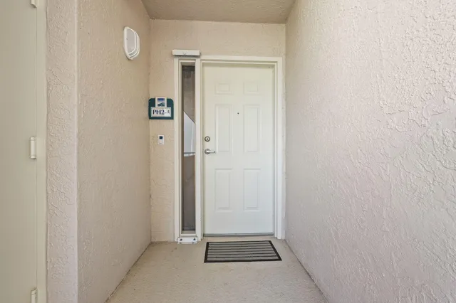 $4,000 | 5051 North Hwy A1A, Unit PH24, Fort Pierce, FL 34949