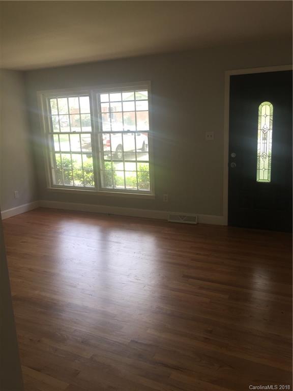 3032 Ivydale Drive Charlotte, NC 28212 - Photo 6 of 16