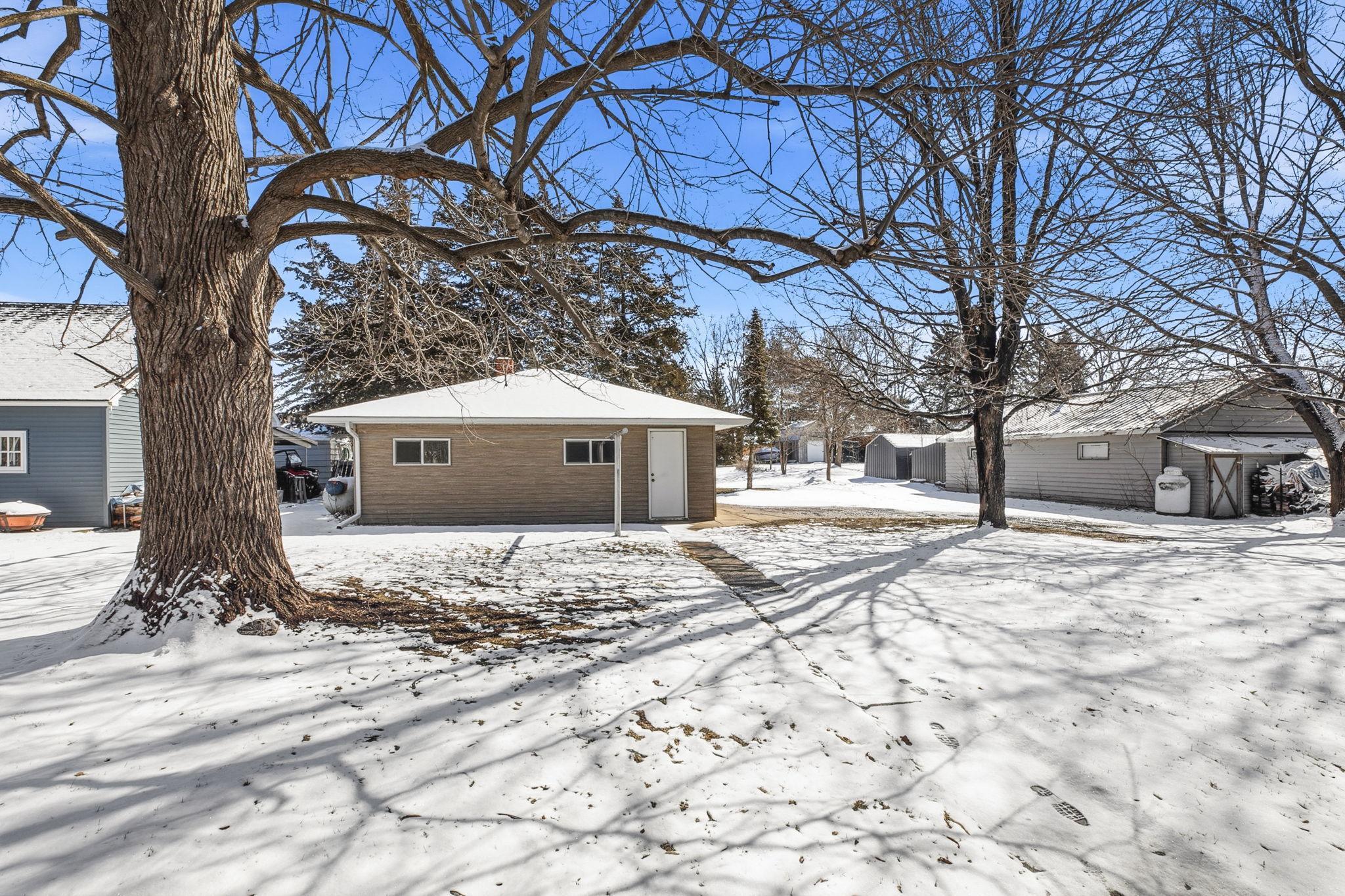 406 Chinook Avenue Southwest Avon, MN 56310 - Photo 18 of 21