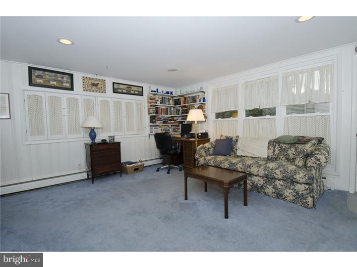 460 Howellville Road Berwyn, PA 19312 - Photo 17 of 25 Family Room