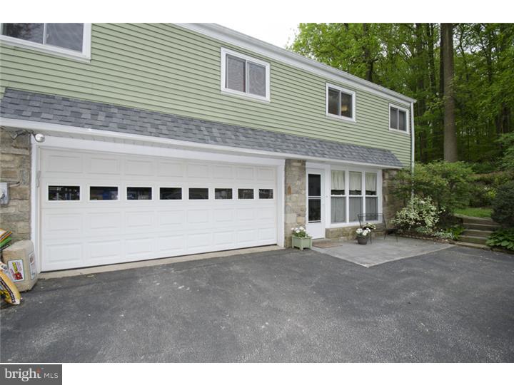 460 Howellville Road Berwyn, PA 19312 - Photo 20 of 25 Garage