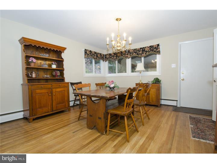 460 Howellville Road Berwyn, PA 19312 - Photo 5 of 25 Dining Room