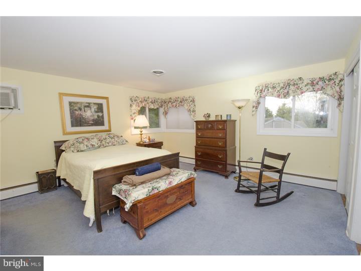 460 Howellville Road Berwyn, PA 19312 - Photo 9 of 25 Master Bedroom