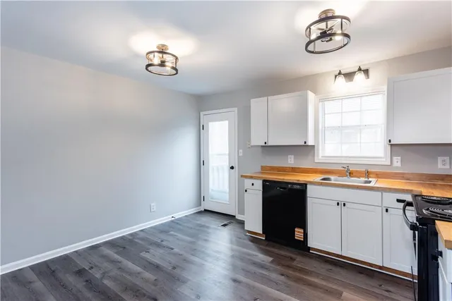 $259,900 | 871 Tall Deer Drive, Fairburn, GA 30213