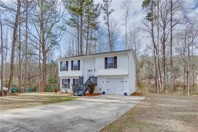 $259,900 | 871 Tall Deer Drive, Fairburn, GA 30213