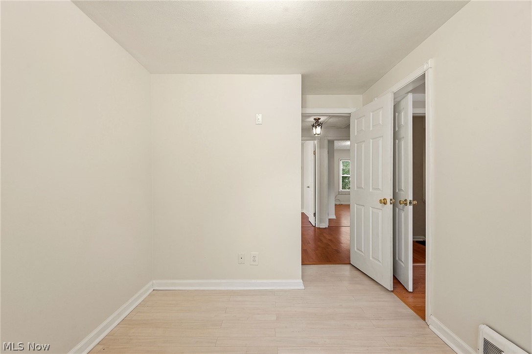 6832 Hillside Road Independence, OH 44131 - Photo 24 of 44 Second bedroom with doorways to landing or access to next door bedroom