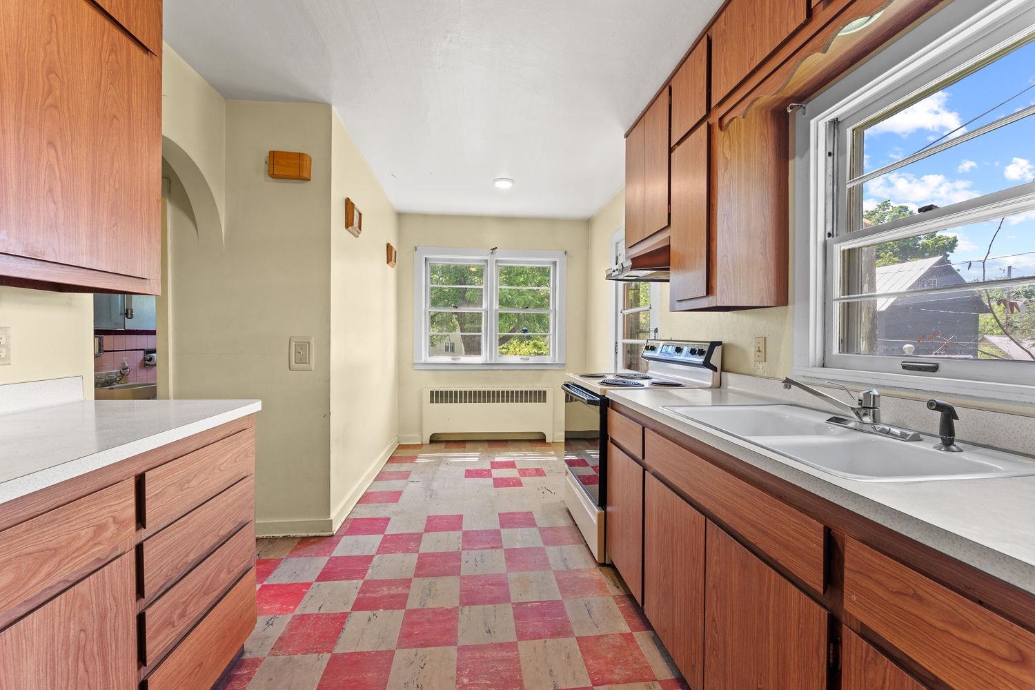 426 4th Street Baraboo, WI 53913 - Photo 6 of 21