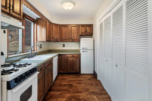 $2,400 | 689 South Mountain Road, Unit COTTAGE, New City, NY 10956