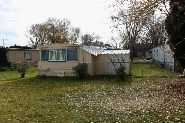 $69,900 | 1410 West Flamingo Avenue, Unit 105, Nampa, ID 83651