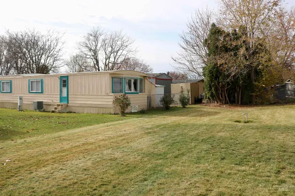 $69,900 | 1410 West Flamingo Avenue, Unit 105, Nampa, ID 83651