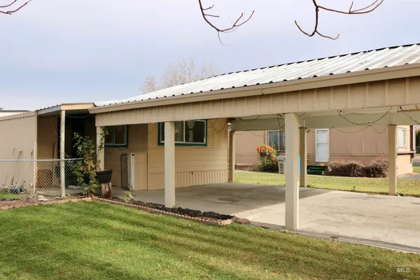 $69,900 | 1410 West Flamingo Avenue, Unit 105, Nampa, ID 83651