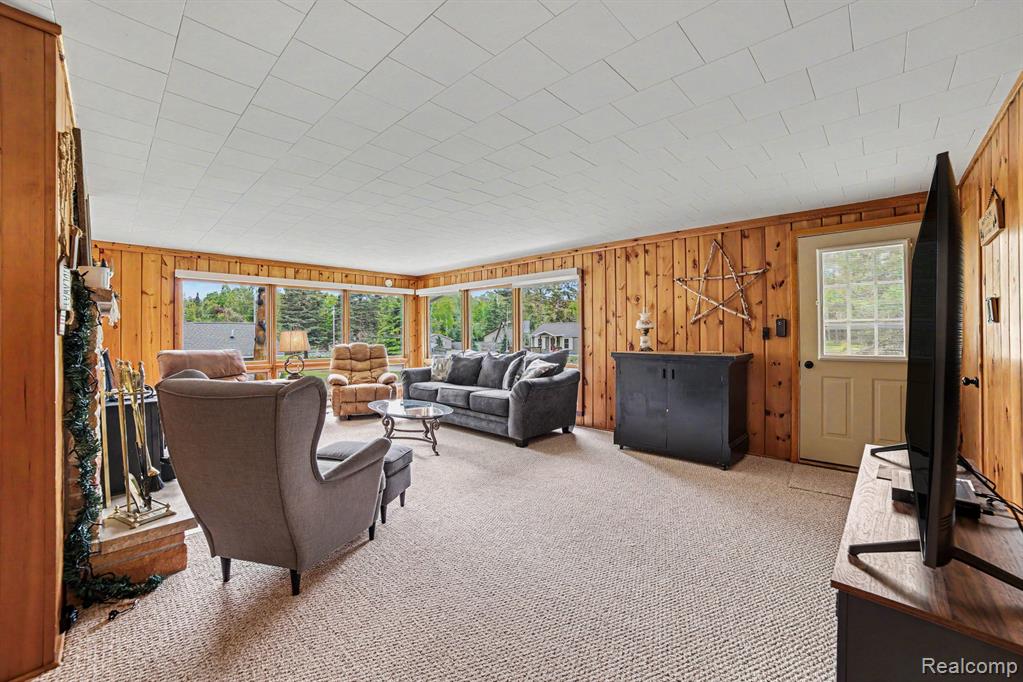 4269 Owl Road Lincoln, MI 48742 - Photo 5 of 18