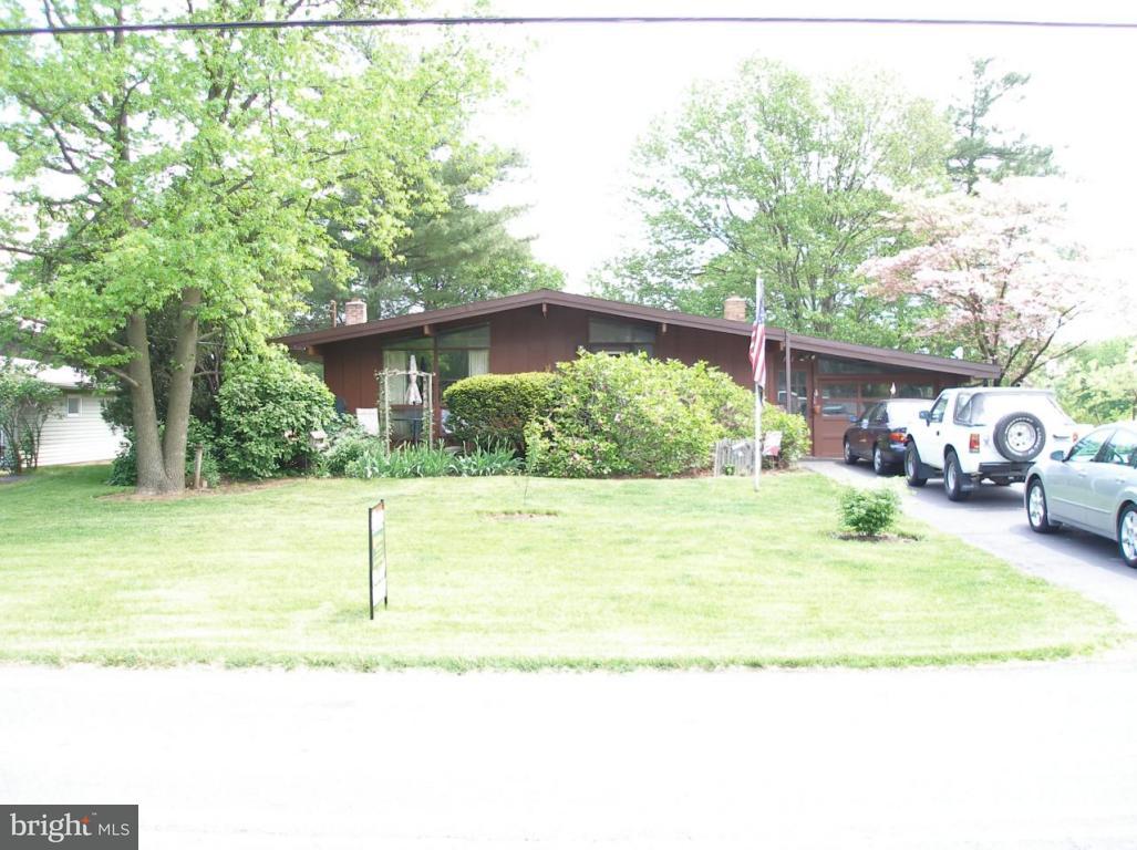 121 Colebrook Road Elizabethtown, PA 17022 - Photo 1 of 12 Gallery Image 1