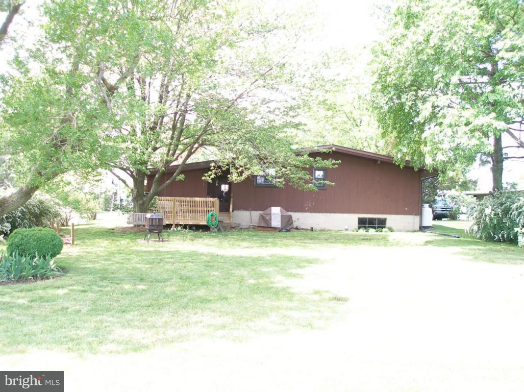 121 Colebrook Road Elizabethtown, PA 17022 - Photo 4 of 12 Gallery Image 4
