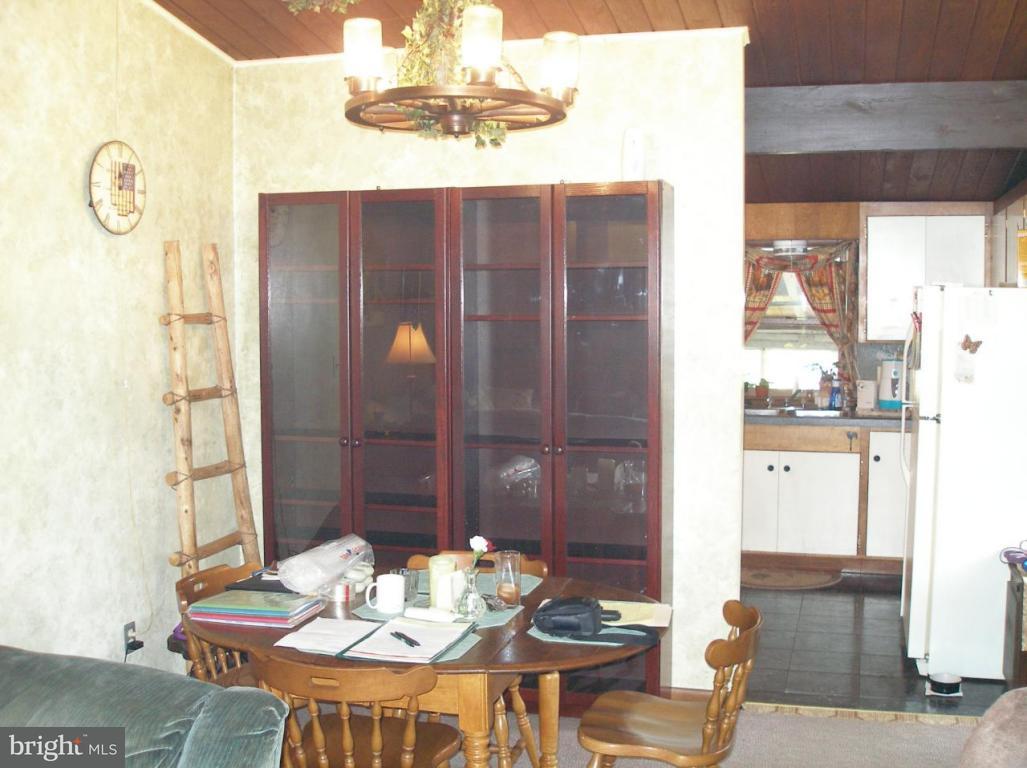 121 Colebrook Road Elizabethtown, PA 17022 - Photo 7 of 12 Gallery Image 7