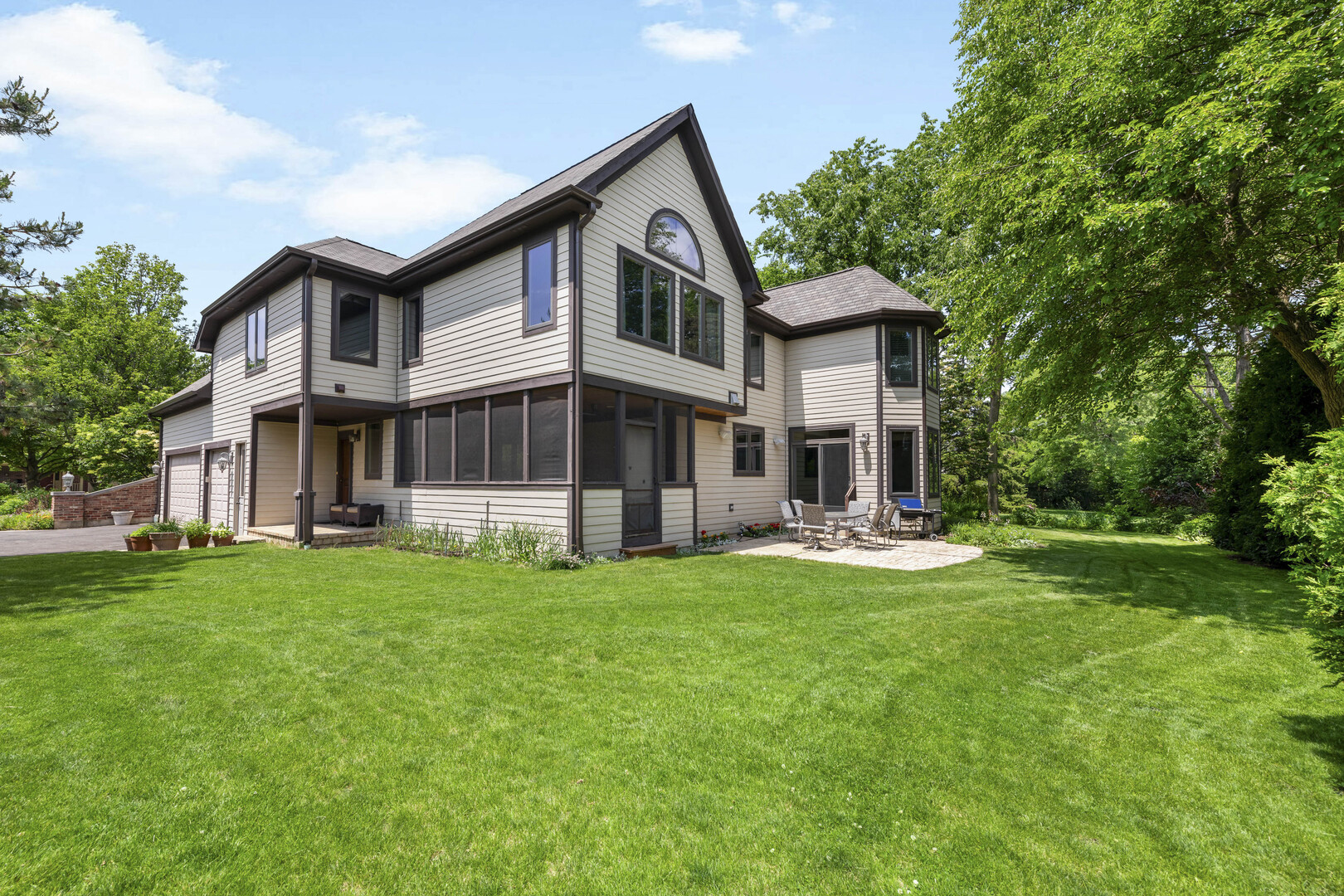 901 Kenton Road Deerfield, IL 60015 - Photo 36 of 40