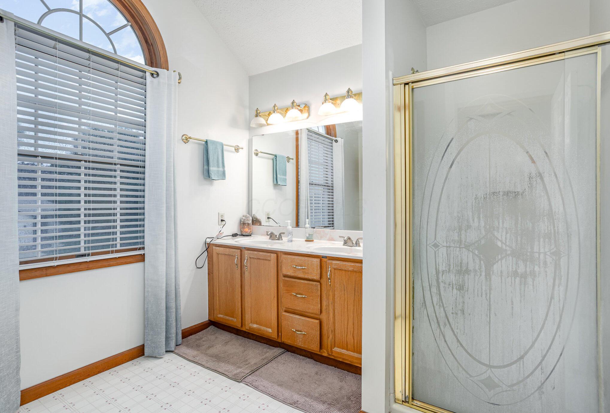 325 Chatham Road Circleville, OH 43113 - Photo 20 of 34 020_8l9a6376-edit_916