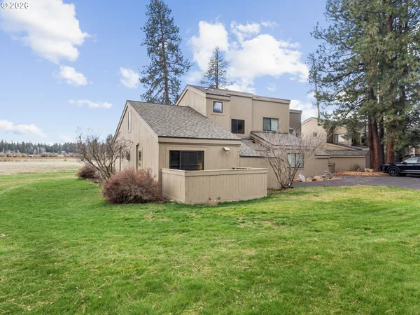 $1,200,000 | 12900 Hawks Beard, Unit 13, Sisters, OR 97759