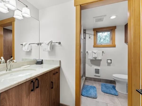 $1,200,000 | 12900 Hawks Beard, Unit 13, Sisters, OR 97759