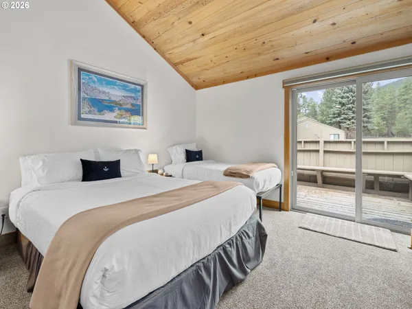 $1,200,000 | 12900 Hawks Beard, Unit 13, Sisters, OR 97759