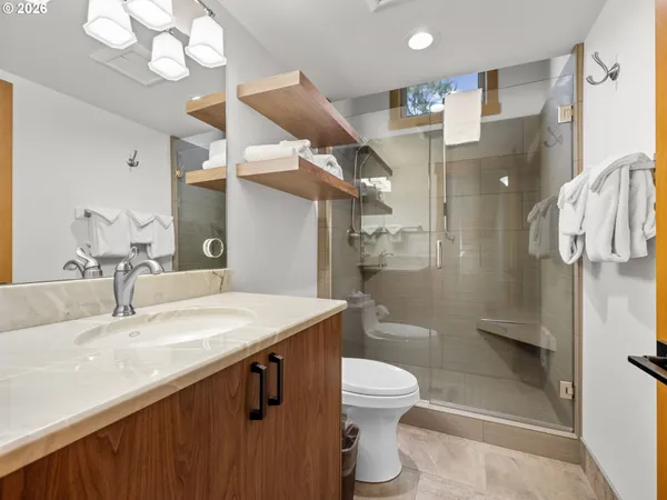 $1,200,000 | 12900 Hawks Beard, Unit 13, Sisters, OR 97759