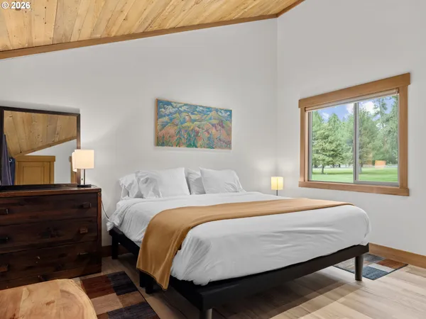 $1,200,000 | 12900 Hawks Beard, Unit 13, Sisters, OR 97759