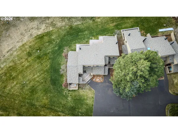 $1,200,000 | 12900 Hawks Beard, Unit 13, Sisters, OR 97759