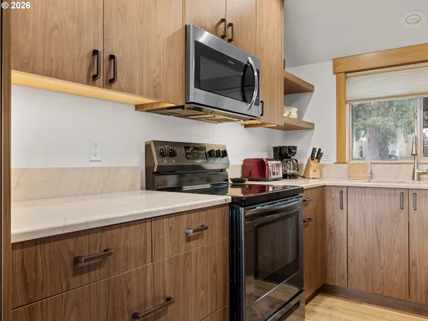 $1,200,000 | 12900 Hawks Beard, Unit 13, Sisters, OR 97759