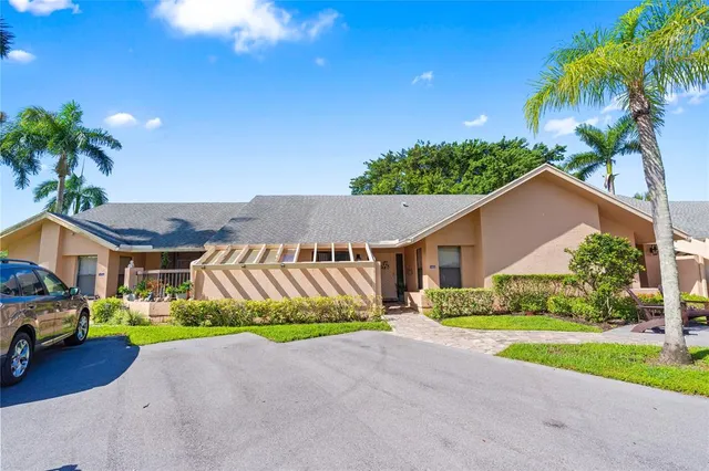 $298,000 | 10800 Waterberry Drive, Unit 10800, Boca Raton, FL 33498