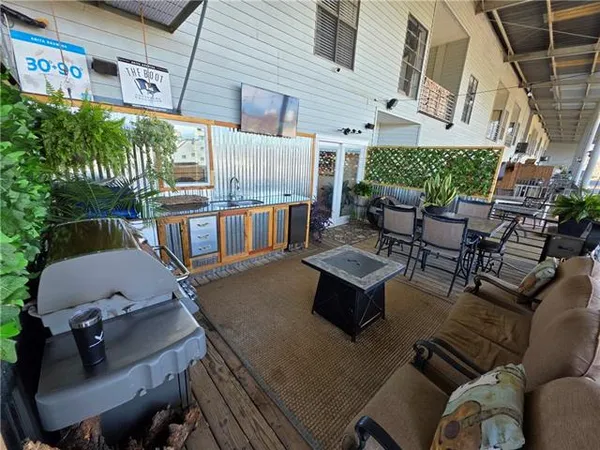 $2,400 | 127 Highway 22, Unit E12, Madisonville, LA 70447