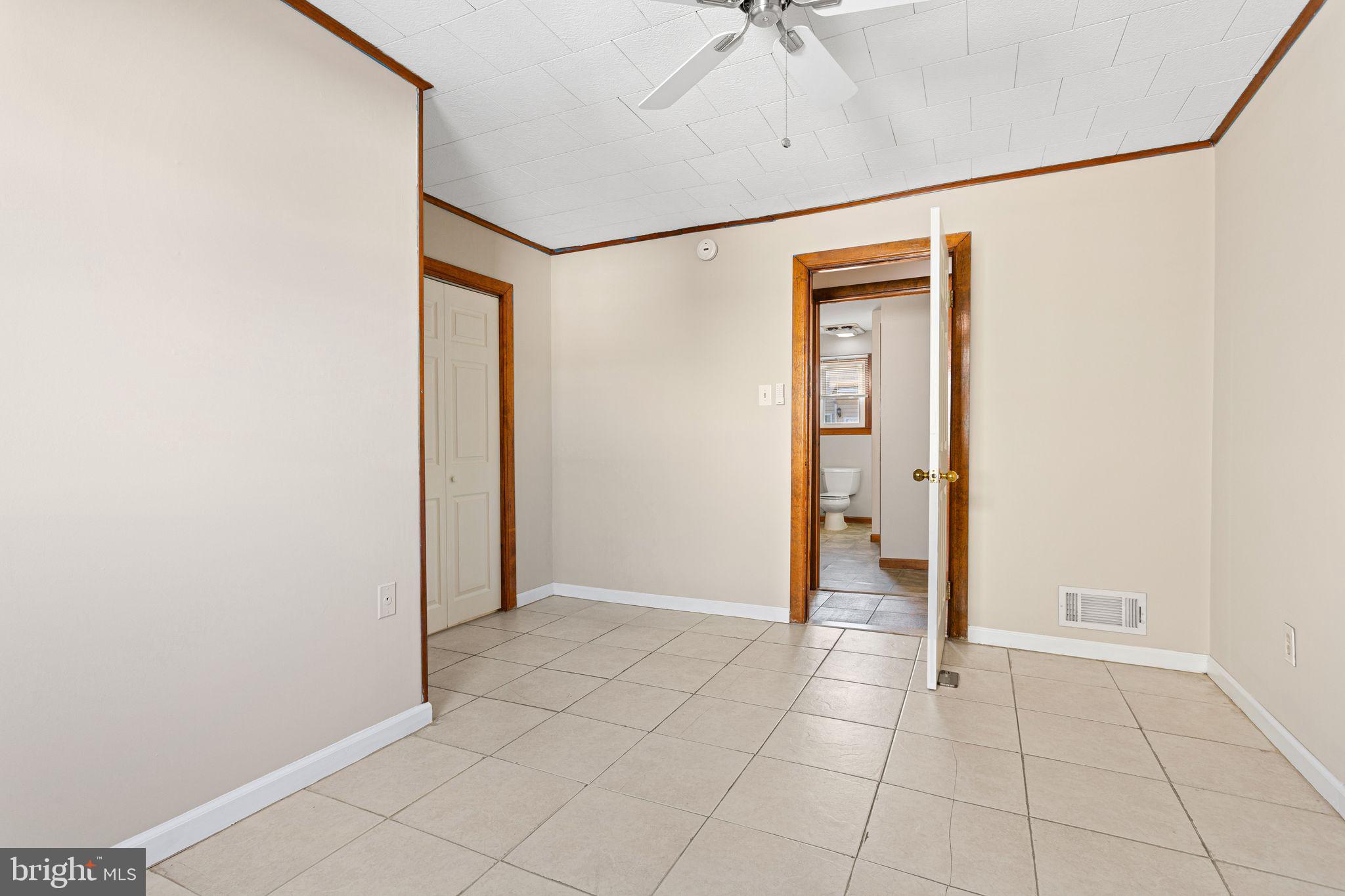 2623 Knights Road Bensalem, PA 19020 - Photo 25 of 50