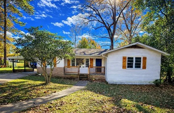 $110,000 | 220 Louisiana Avenue, Winnfield, LA 71483