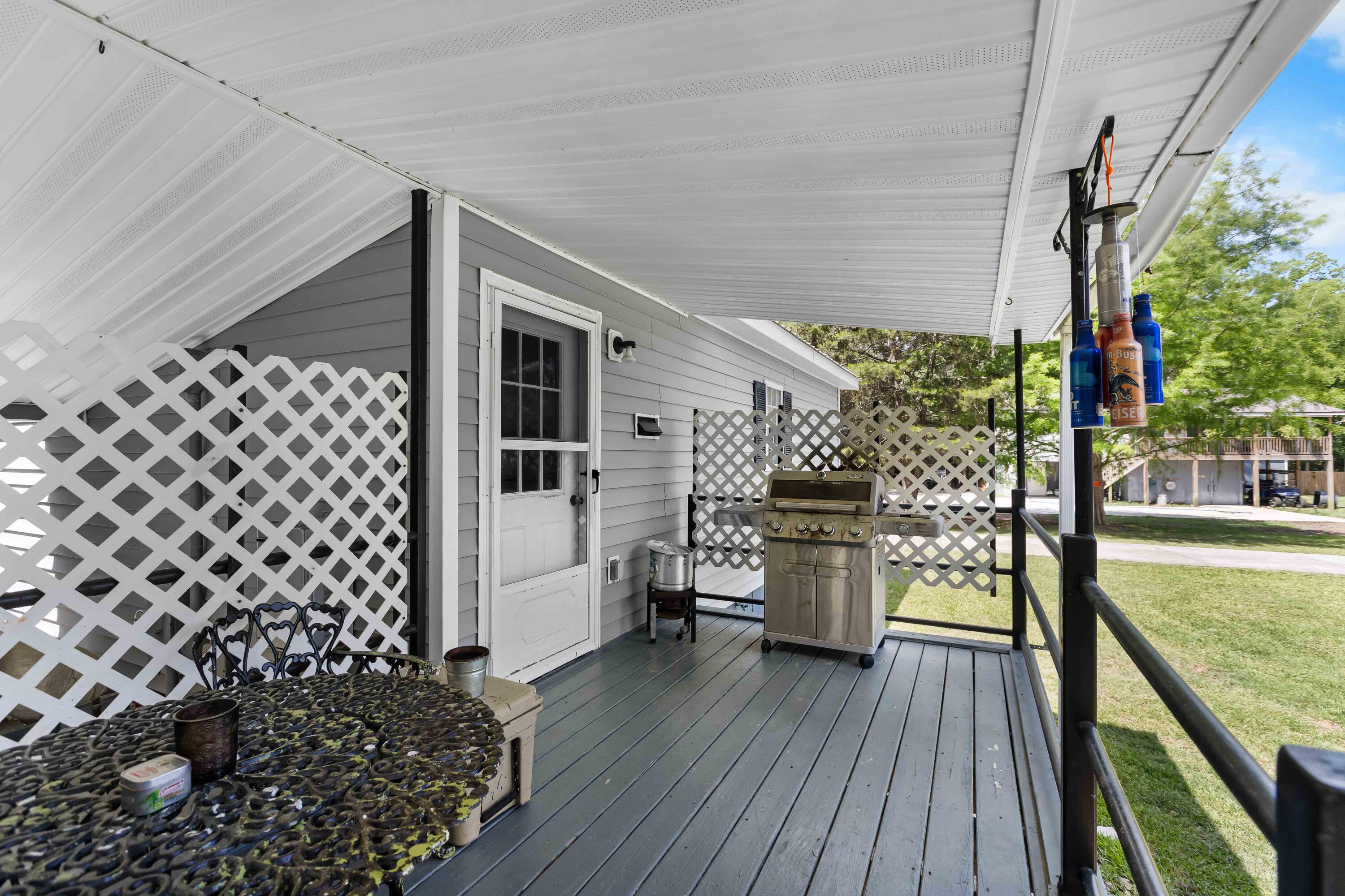 589 Back Field Road Walterboro, SC 29488 - Photo 23 of 30 Back Porch