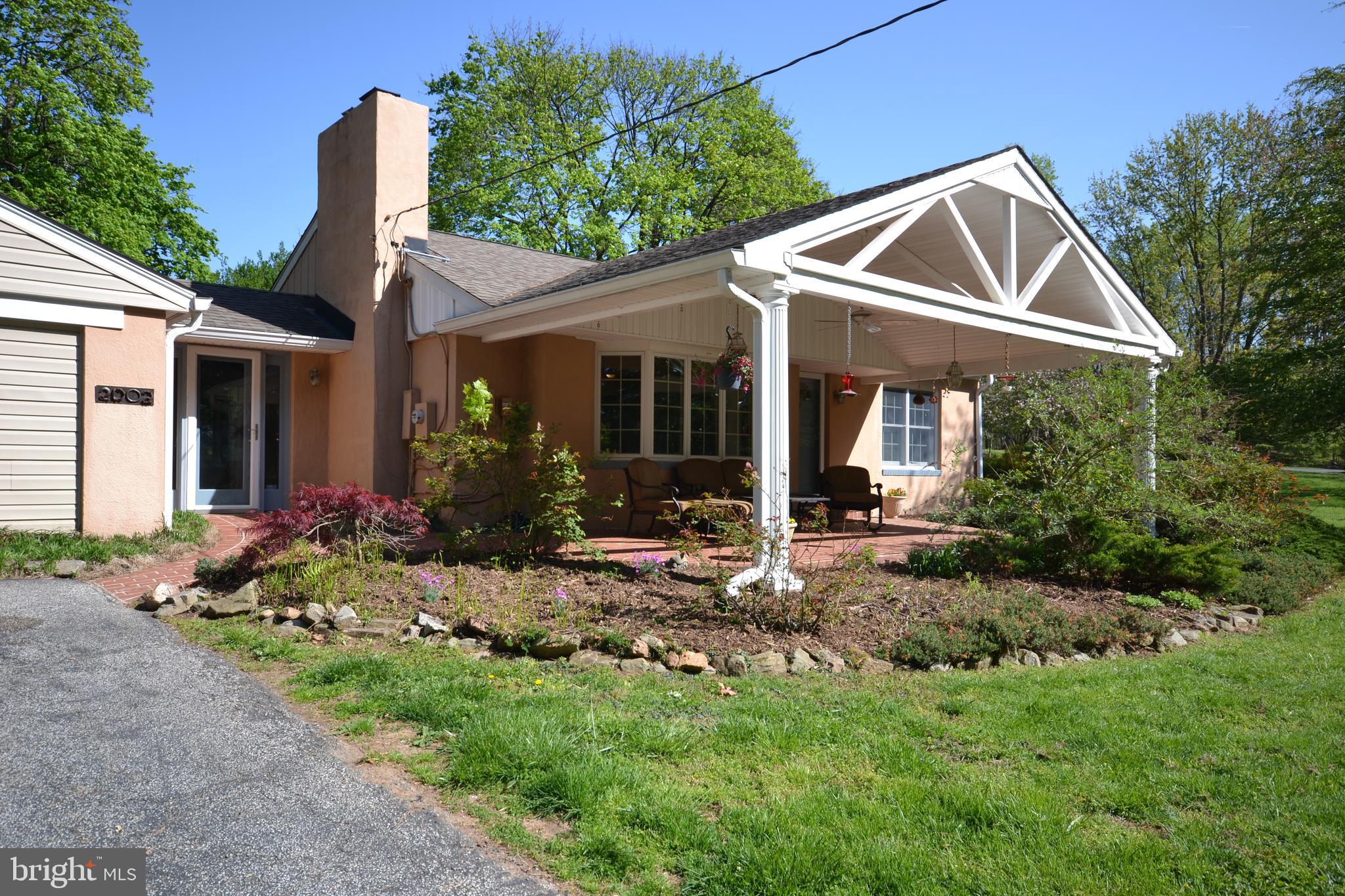 2002 Stockton Road Phoenix, MD 21131 - Photo 4 of 49
