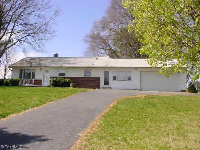 4110 Transou Road Pfafftown, NC 27040 - Photo 1 of 9 Exterior Front.