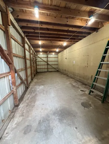 $1,800 | 332 Reppert Street, Bacliff, TX 77518