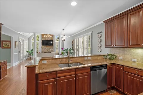$839,900 | 5945 Broadwater Trail, Cumming, GA 30040