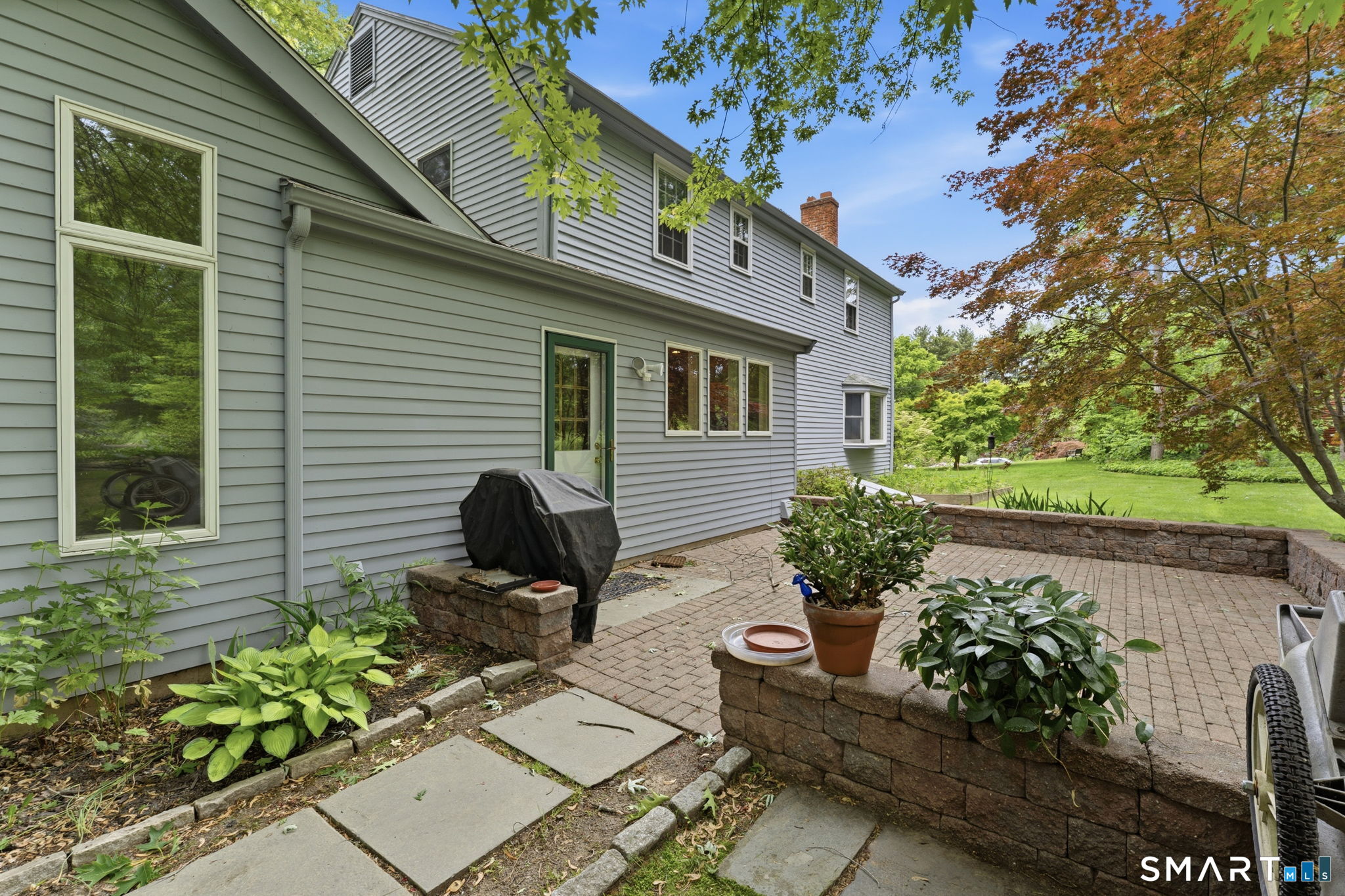 13 Juniper Road Bloomfield, CT 06002 - Photo 4 of 39