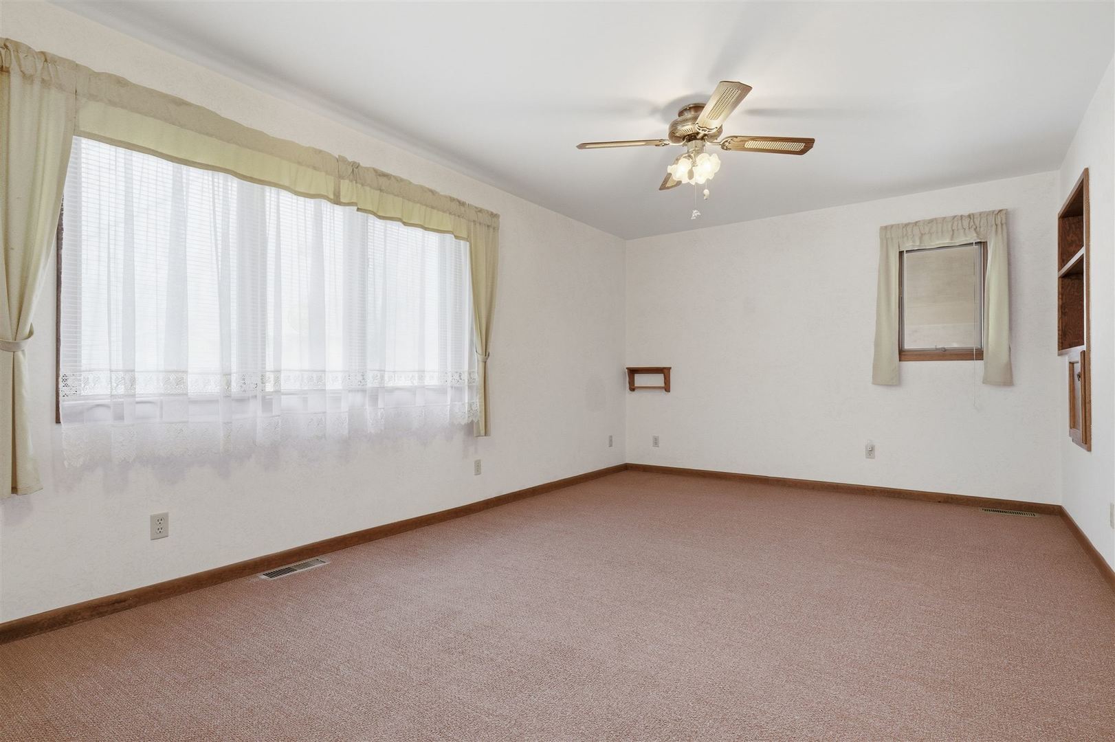 1204 Timber Ridge Court Normal, IL 61761 - Photo 13 of 28