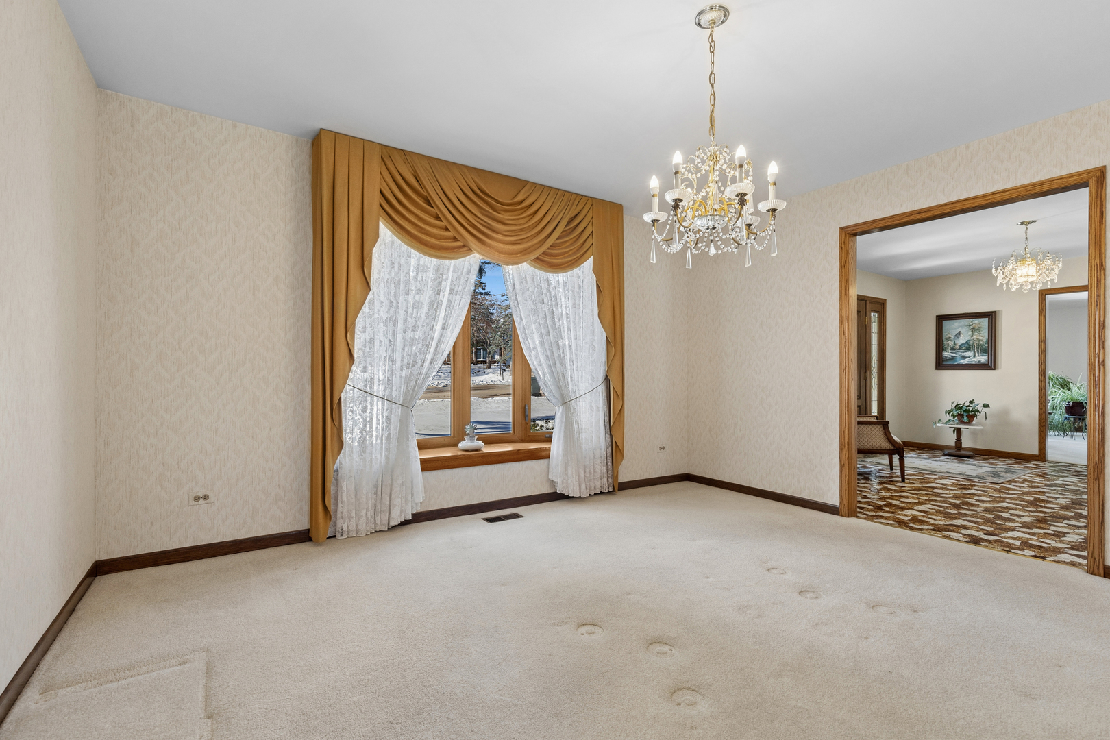 504 Rue Chamonix Deer Park, IL 60010 - Photo 4 of 36