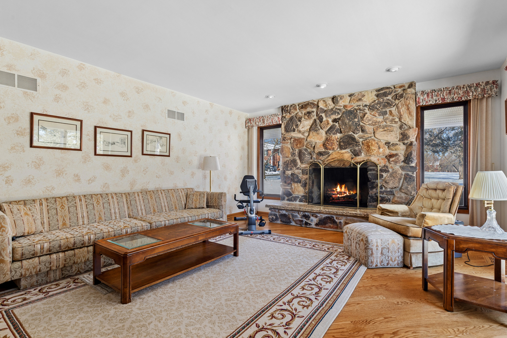 504 Rue Chamonix Deer Park, IL 60010 - Photo 8 of 36