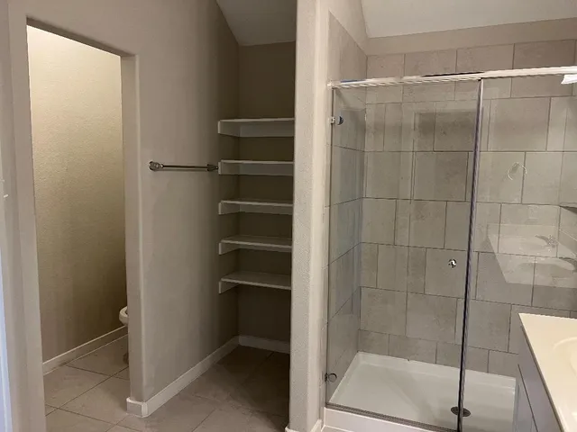 $2,250 | 218 Sintra Lk Way, Rosenberg, TX 77469