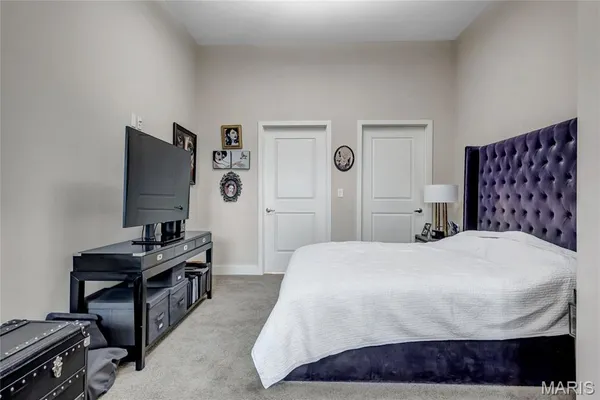 $4,795 | 8025 Maryland Avenue, Unit 3D, St. Louis, MO 63105