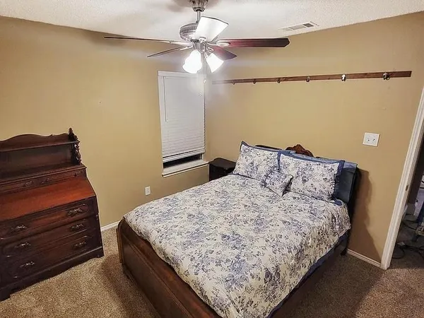 $340,000 | 1510 Sequoia Drive, Krum, TX 76249