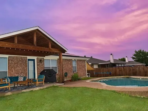 $340,000 | 1510 Sequoia Drive, Krum, TX 76249