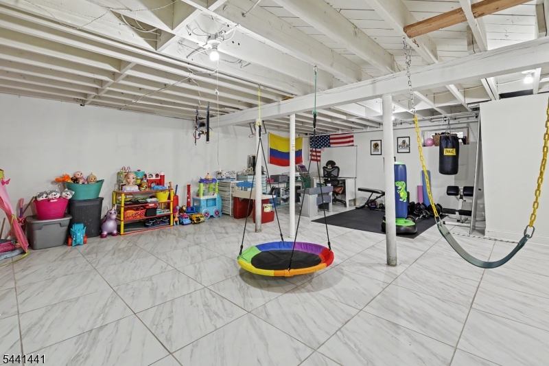 392 Ingall Street Union, NJ 07083 - Photo 28 of 48