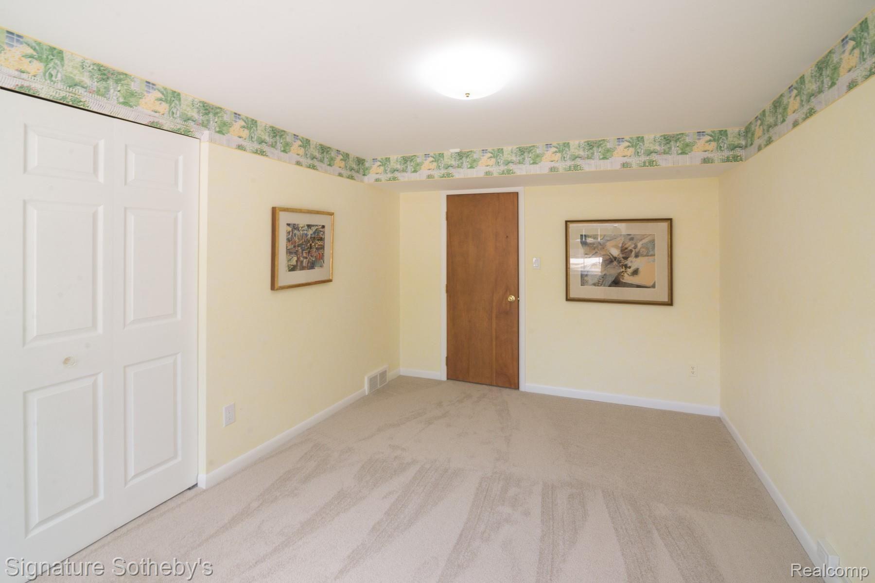 172 Chesterfield Road Bloomfield Hills, MI 48304 - Photo 47 of 98 108_88.jpg Bedroom #4 in lower level