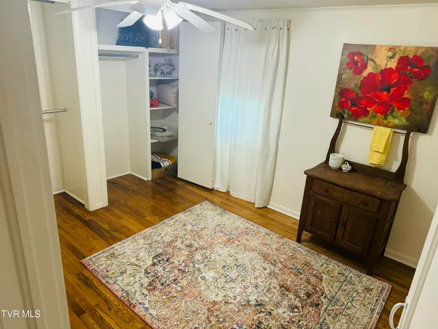 $219,000 | 213 Campbell Street Southwest, Abingdon, VA 24210