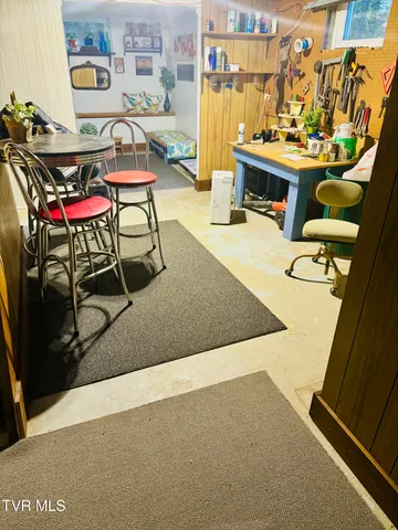 $219,000 | 213 Campbell Street Southwest, Abingdon, VA 24210