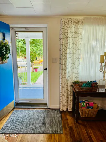 $219,000 | 213 Campbell Street Southwest, Abingdon, VA 24210